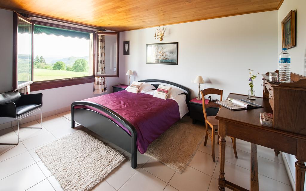 Villa Touloumo Mayrac 객실 사진