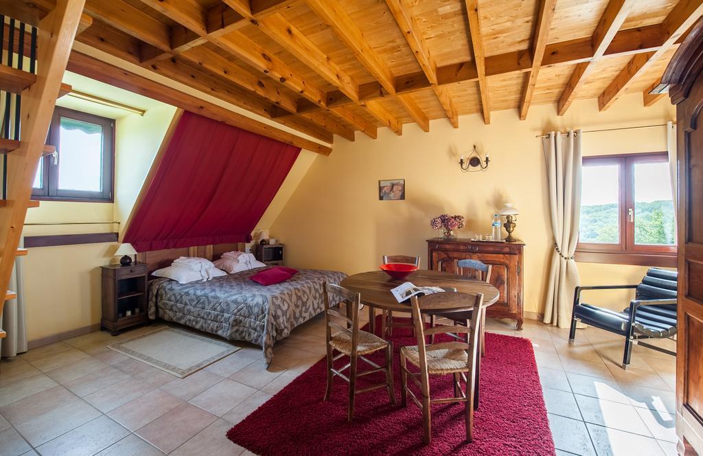 Villa Touloumo Mayrac 객실 사진